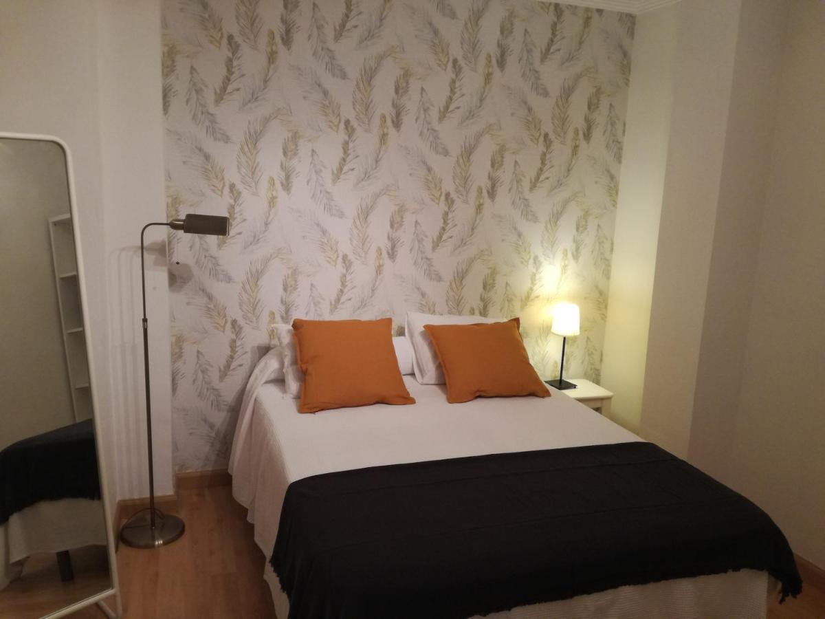 Apartamentos Centro Malaga Luaran gambar