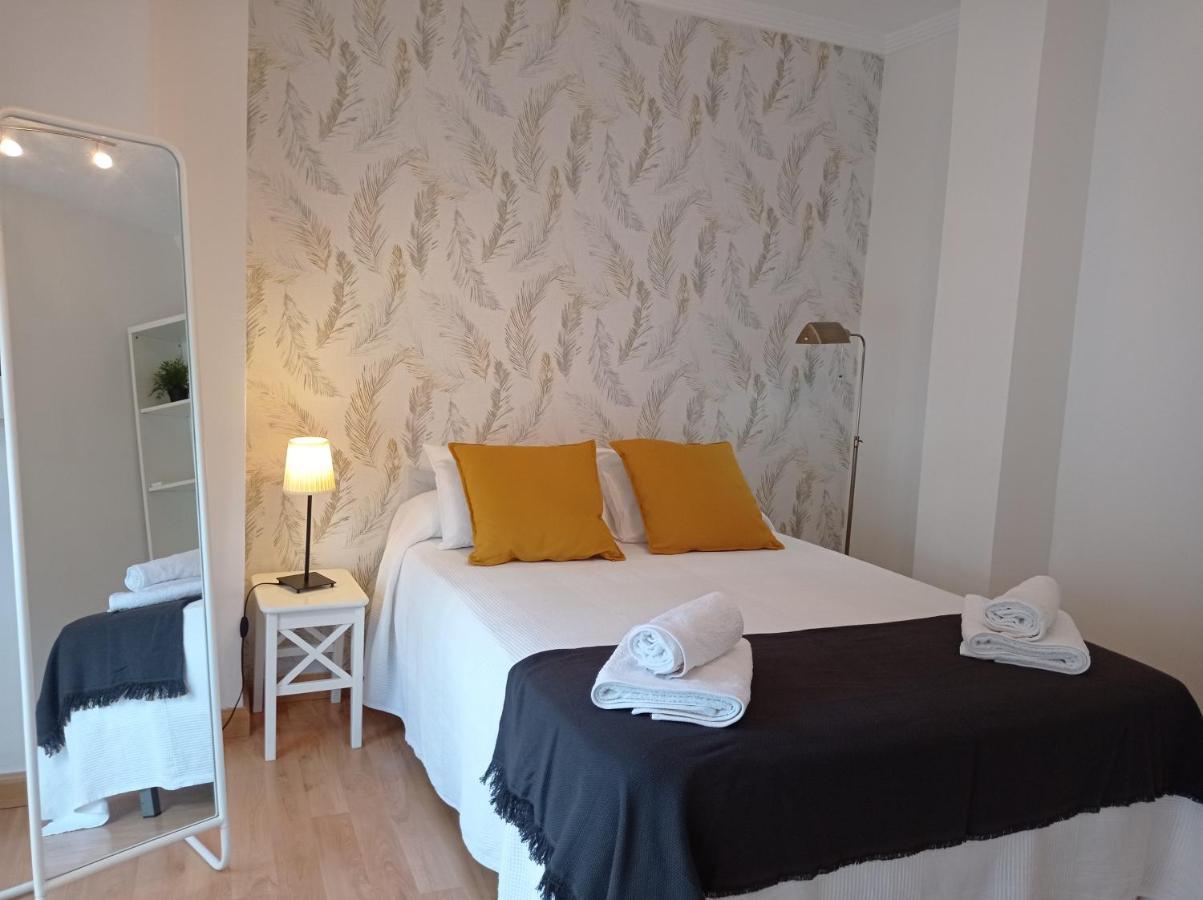 Apartamentos Centro Malaga Luaran gambar