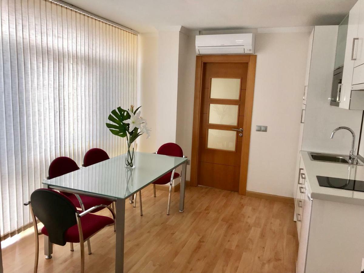 Apartamentos Centro Malaga Luaran gambar