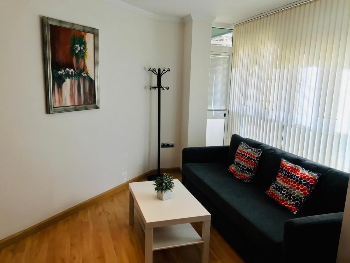 Apartamentos Centro Malaga Luaran gambar