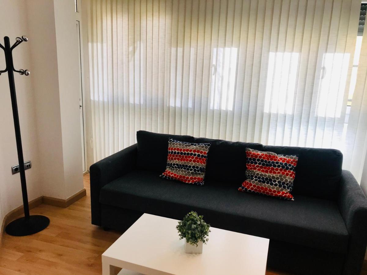 Apartamentos Centro Malaga Luaran gambar